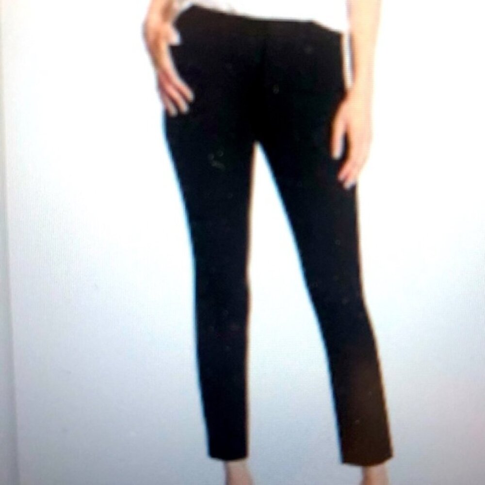 BANANA REPUBLIC SLOAN CURVY FIT PANTS IN MAROON COLOUR